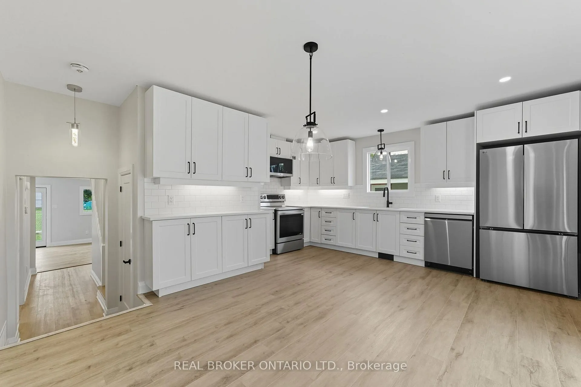 Photo 29 of 25 Roosevelt Drive, Smiths Falls — HOMEH