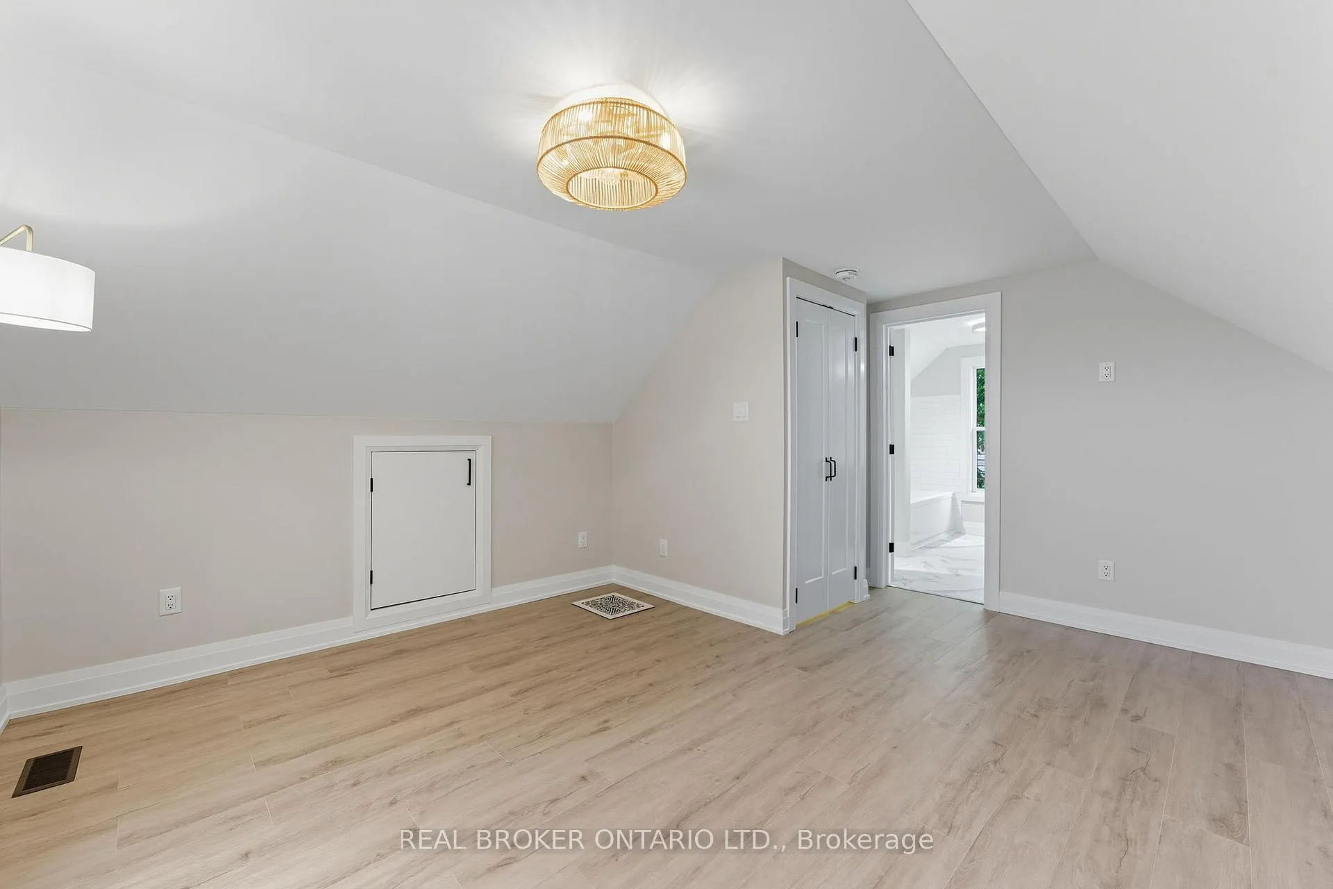 Photo 67 of 25 Roosevelt Drive, Smiths Falls — HOMEH