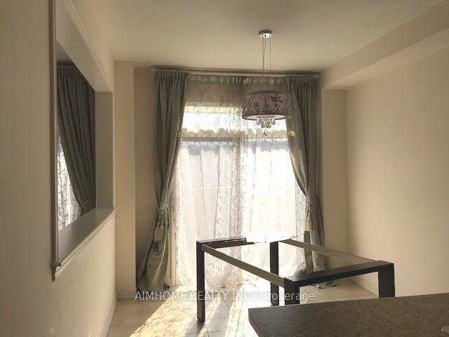 Photo 4 of 15 Percy Stover Drive, Markham, Berczy — HOMEH