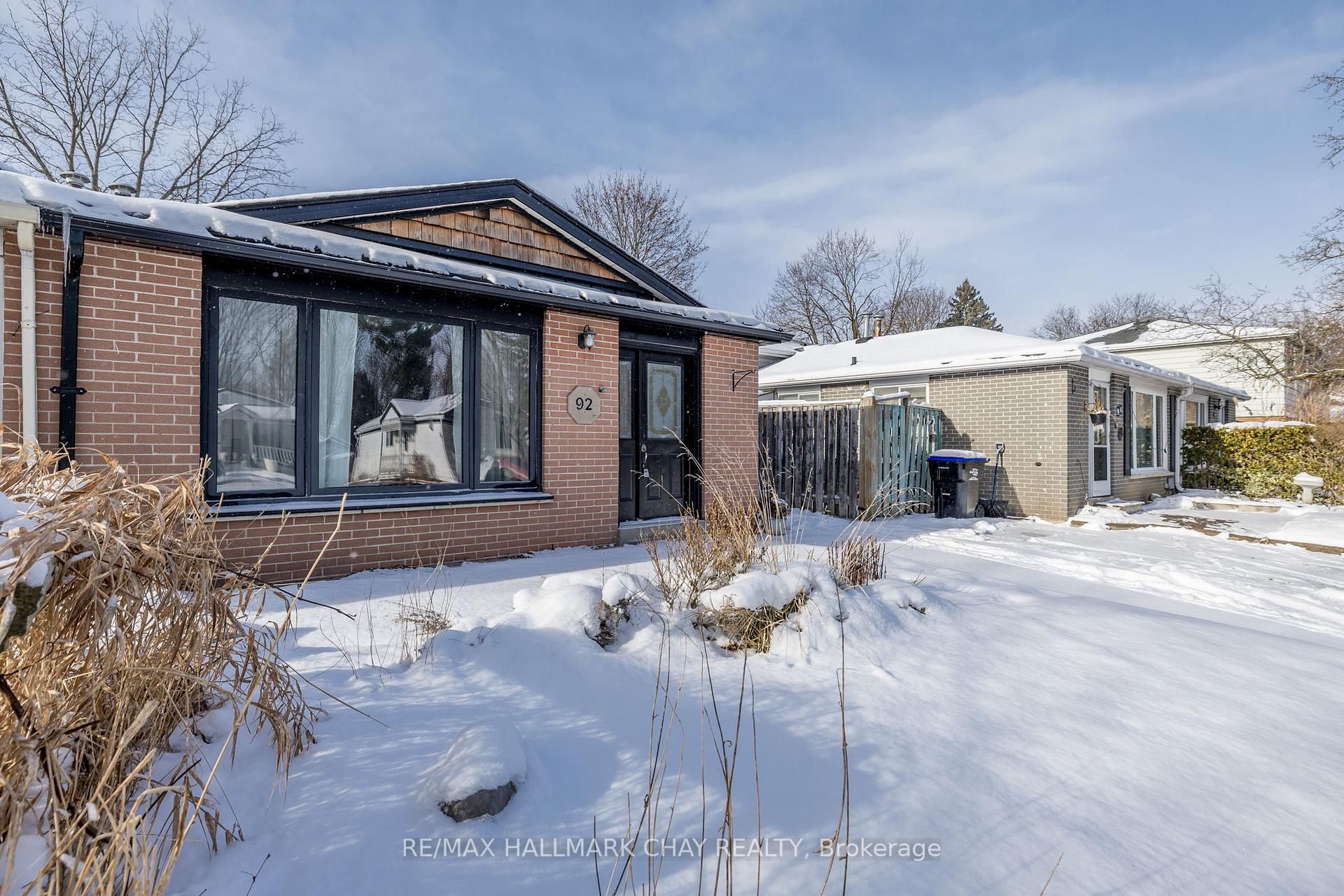 Photo 2 of 92 Walkem Drive, New Tecumseth, Tottenham — HOMEH