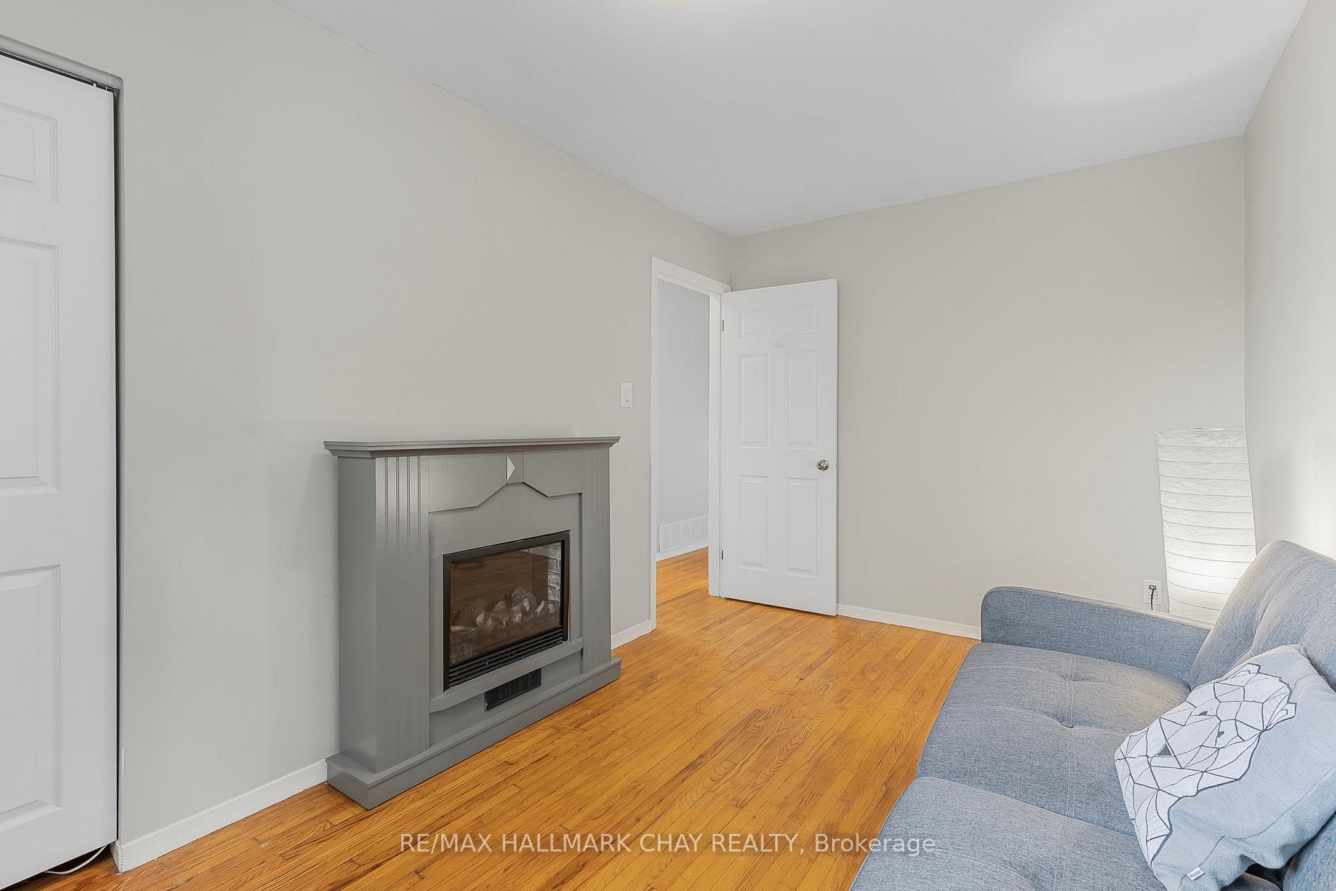 Photo 17 of 92 Walkem Drive, New Tecumseth, Tottenham — HOMEH
