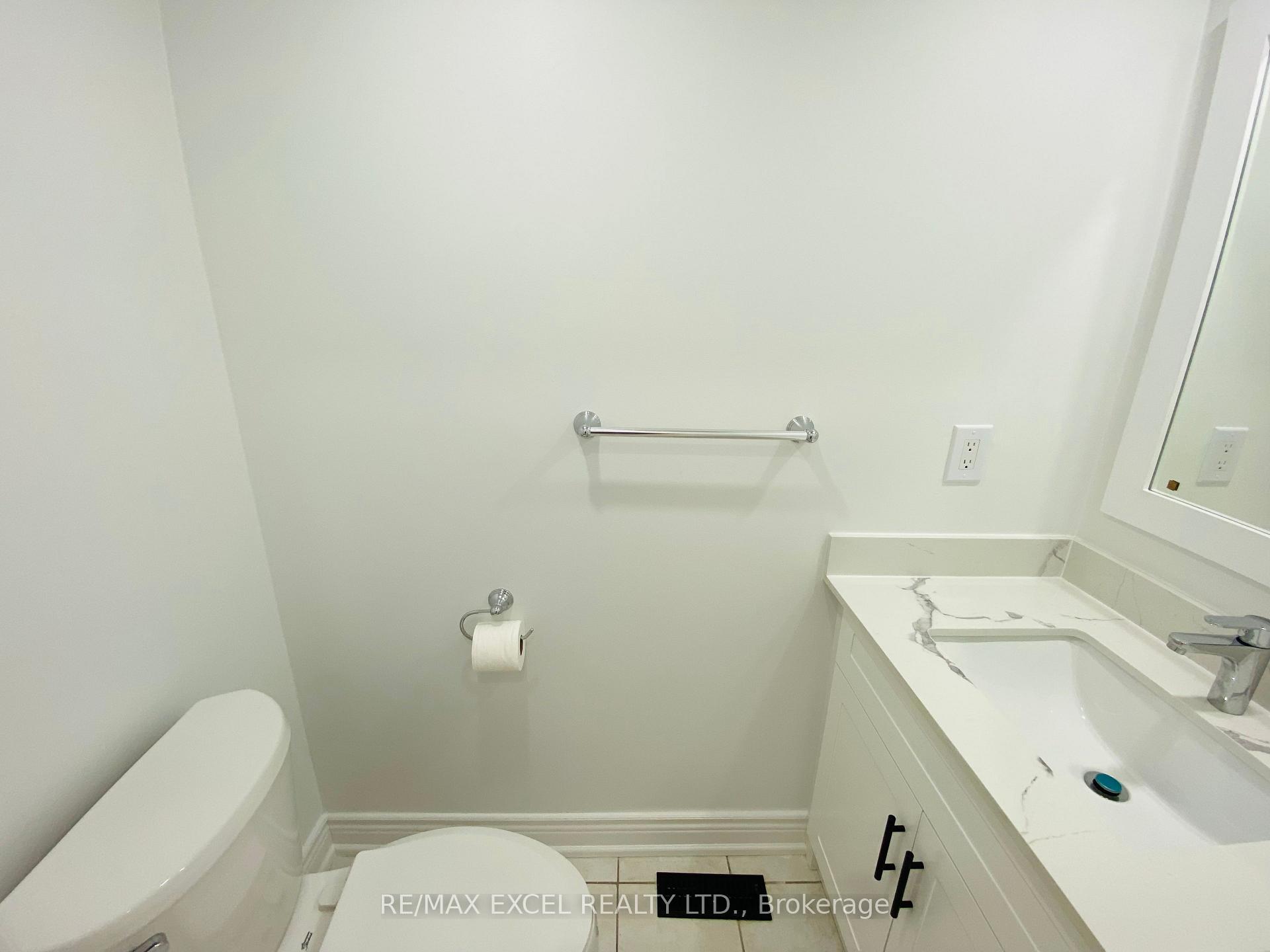 Photo 7 of 33 Sorrell Crescent, Markham, Milliken Mills East — HOMEH