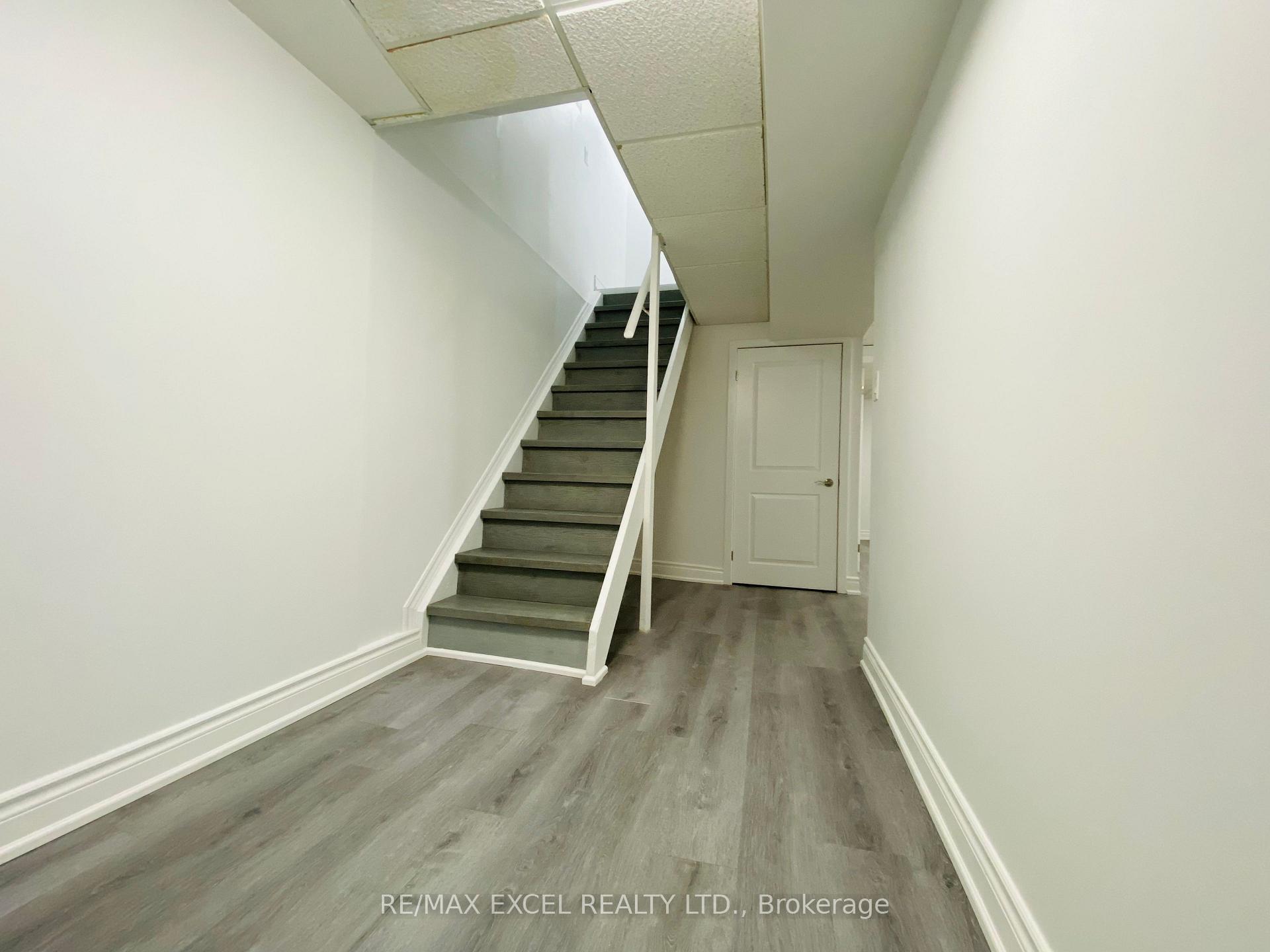 Photo 12 of 33 Sorrell Crescent, Markham, Milliken Mills East — HOMEH