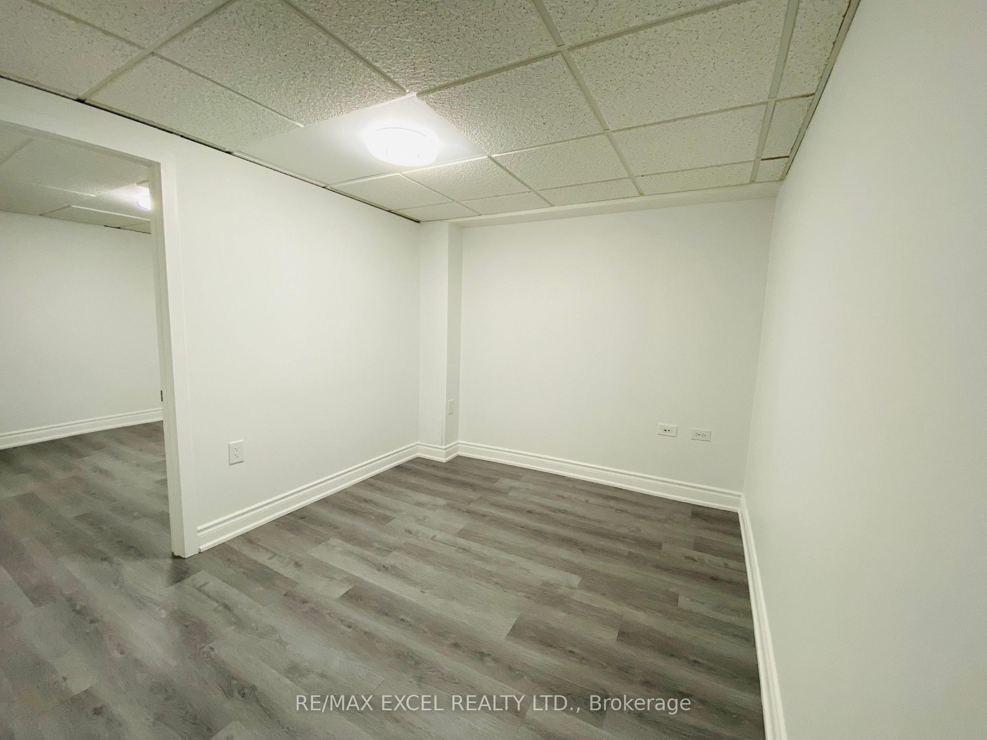 Photo 13 of 33 Sorrell Crescent, Markham, Milliken Mills East — HOMEH
