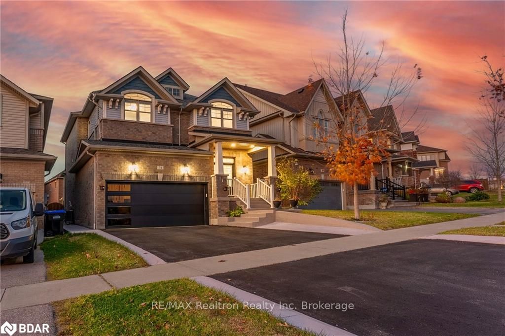 Photo 3 of 74 Treetops Boulevard, New Tecumseth, Rural New Tecumseth — HOMEH
