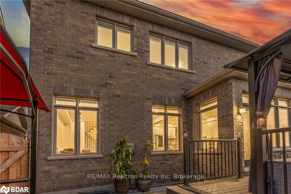 Photo 7 of 74 Treetops Boulevard, New Tecumseth, Rural New Tecumseth — HOMEH