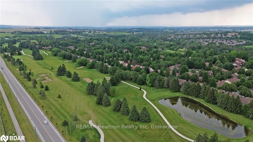 Photo 34 of 74 Treetops Boulevard, New Tecumseth, Rural New Tecumseth — HOMEH