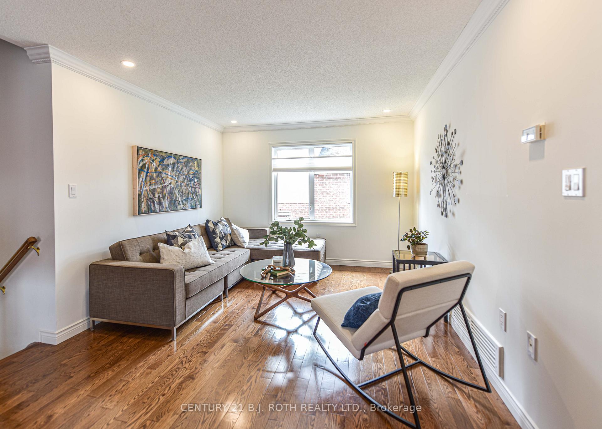 Photo 11 of 60 Woodside Drive, Orillia — HOMEH