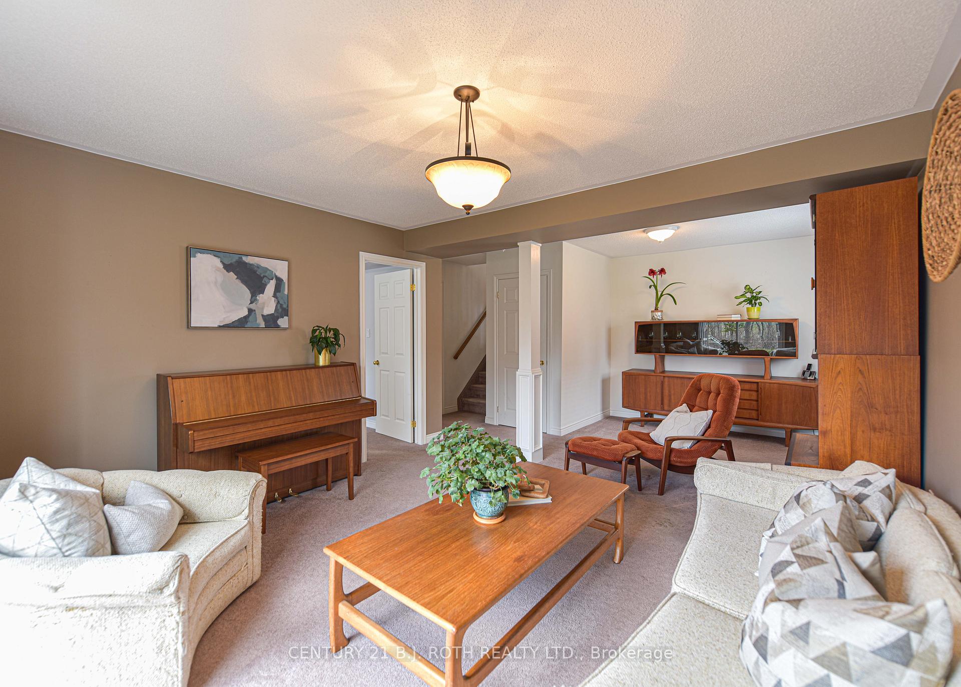 Photo 22 of 60 Woodside Drive, Orillia — HOMEH
