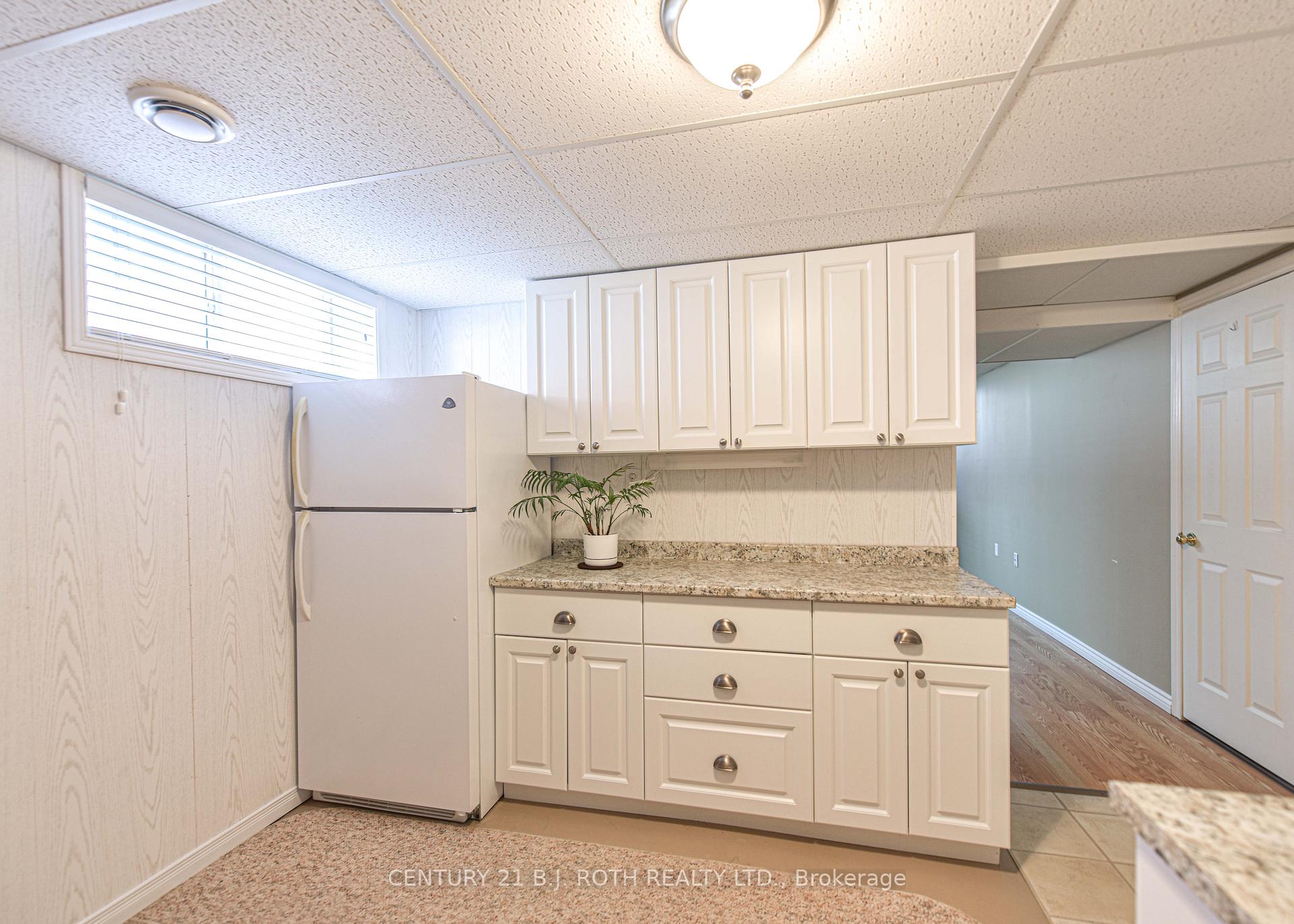 Photo 31 of 60 Woodside Drive, Orillia — HOMEH