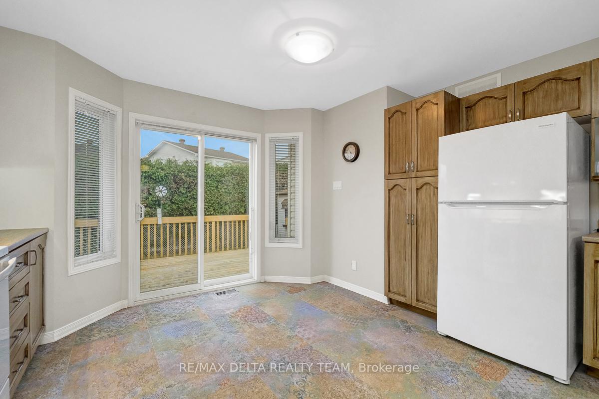 Photo 3 of 1666 Sunview Drive, Ottawa, Orleans/Sunridge — HOMEH