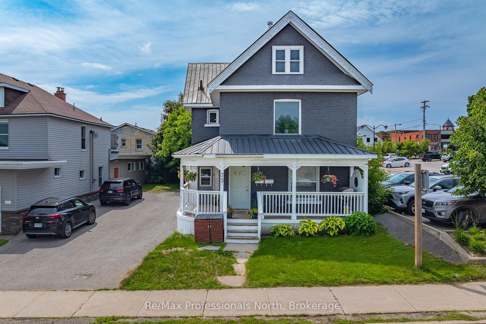 Photo 2 of 73 Coldwater Street E, Orillia — HOMEH