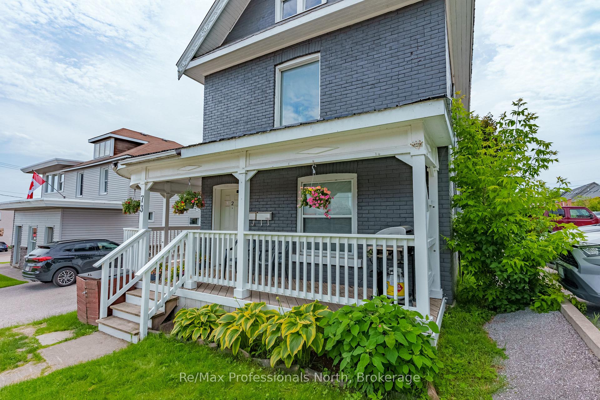 Photo 3 of 73 Coldwater Street E, Orillia — HOMEH