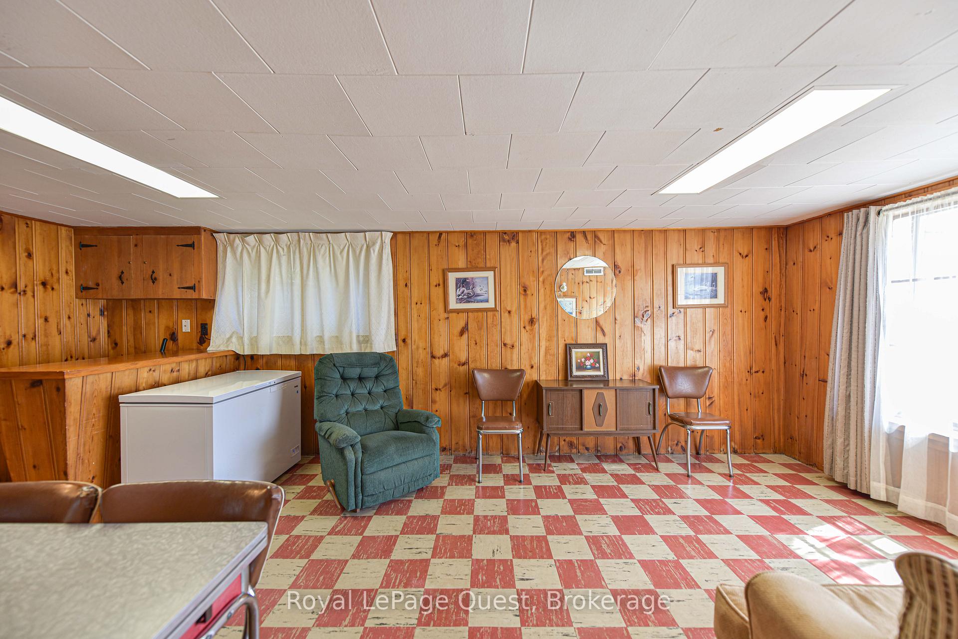Photo 16 of 333 Moffat Street, Orillia — HOMEH