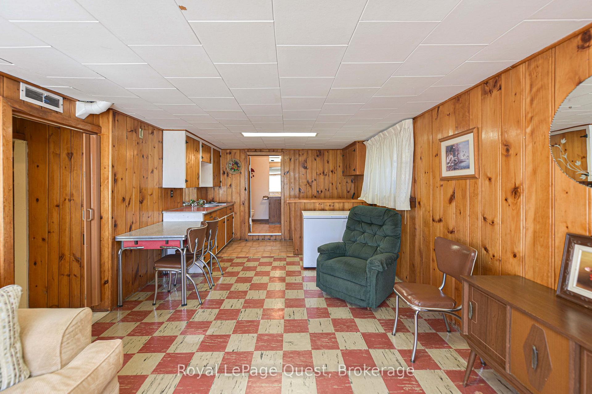 Photo 17 of 333 Moffat Street, Orillia — HOMEH