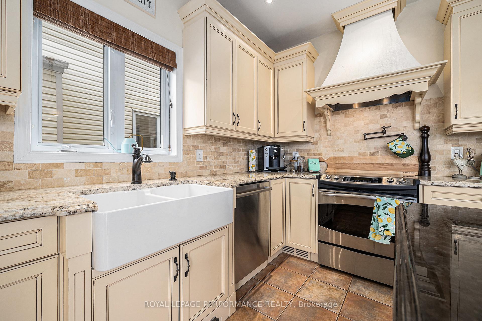 Photo 8 of 6899 Edgar Brault Street, Ottawa, Orleans/Sunridge — HOMEH