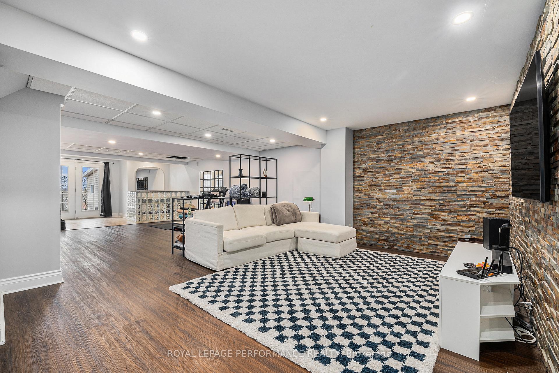 Photo 33 of 6899 Edgar Brault Street, Ottawa, Orleans/Sunridge — HOMEH