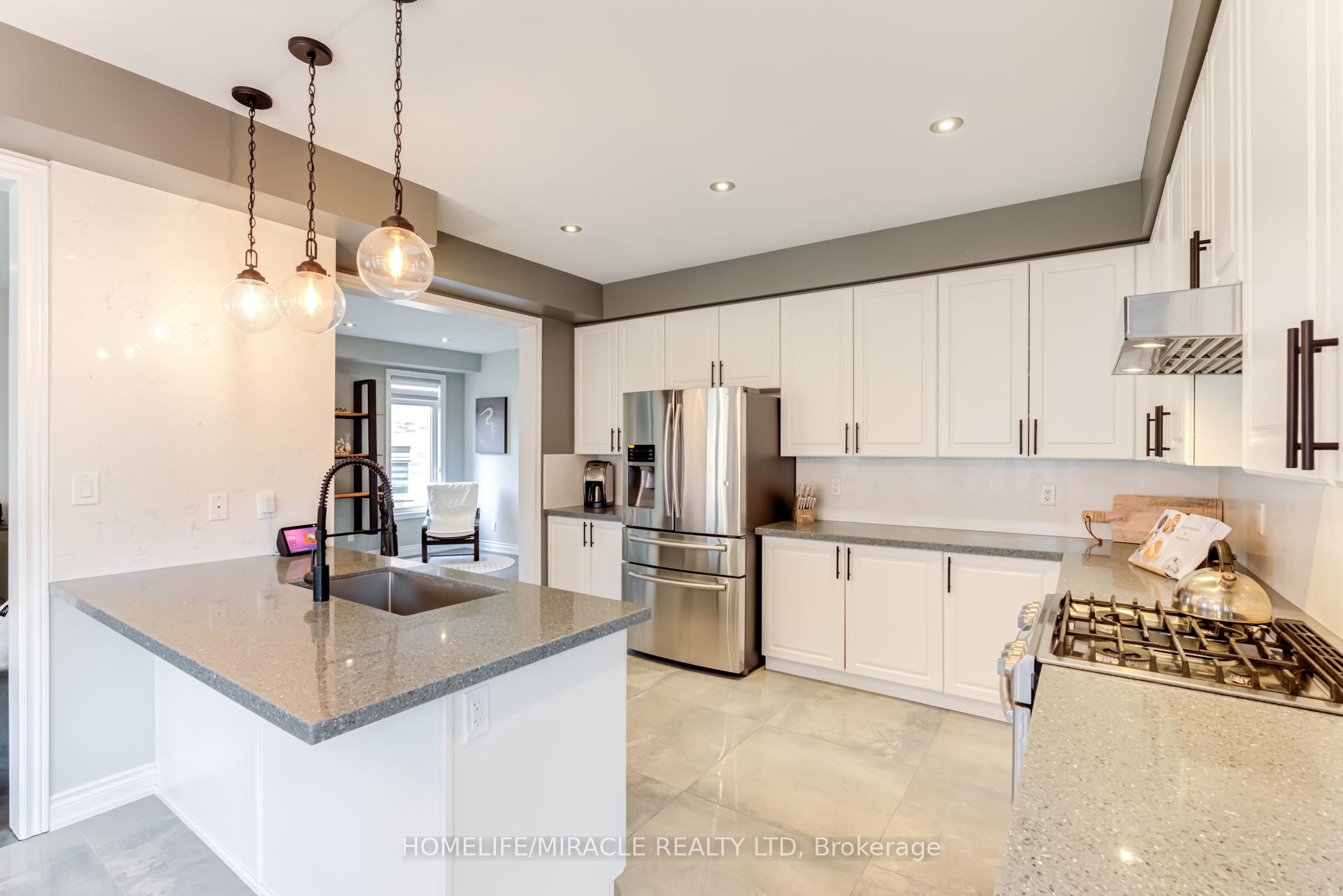 Photo 11 of 54 Hoard Avenue, New Tecumseth, Alliston — HOMEH