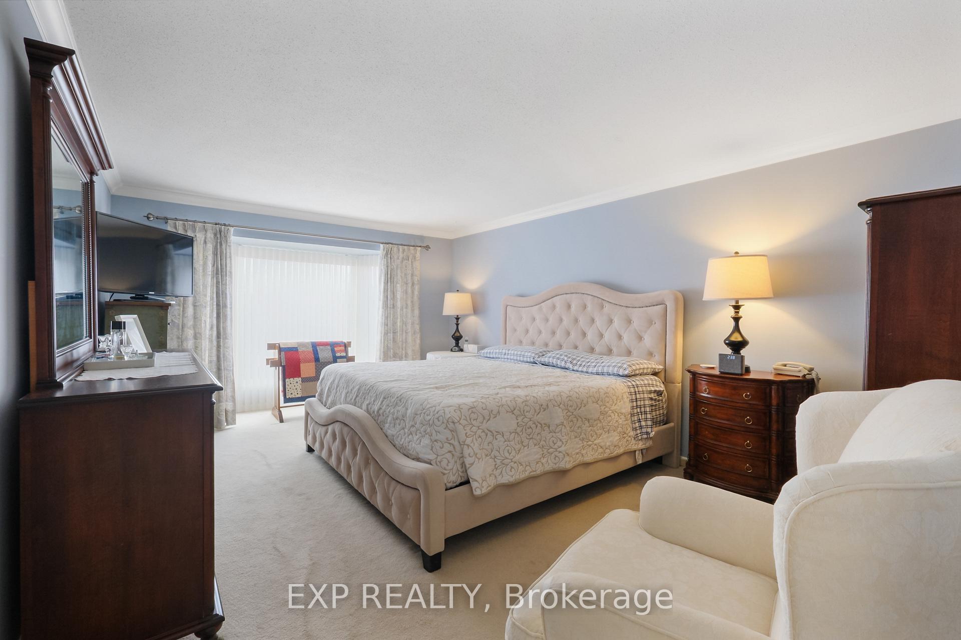 Photo 14 of 6182 Voyageur Drive, Ottawa, Convent Glen — HOMEH