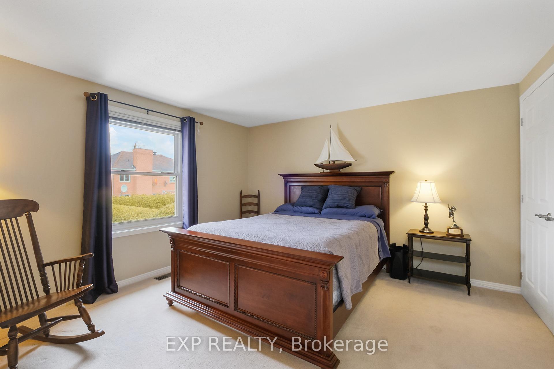 Photo 18 of 6182 Voyageur Drive, Ottawa, Convent Glen — HOMEH
