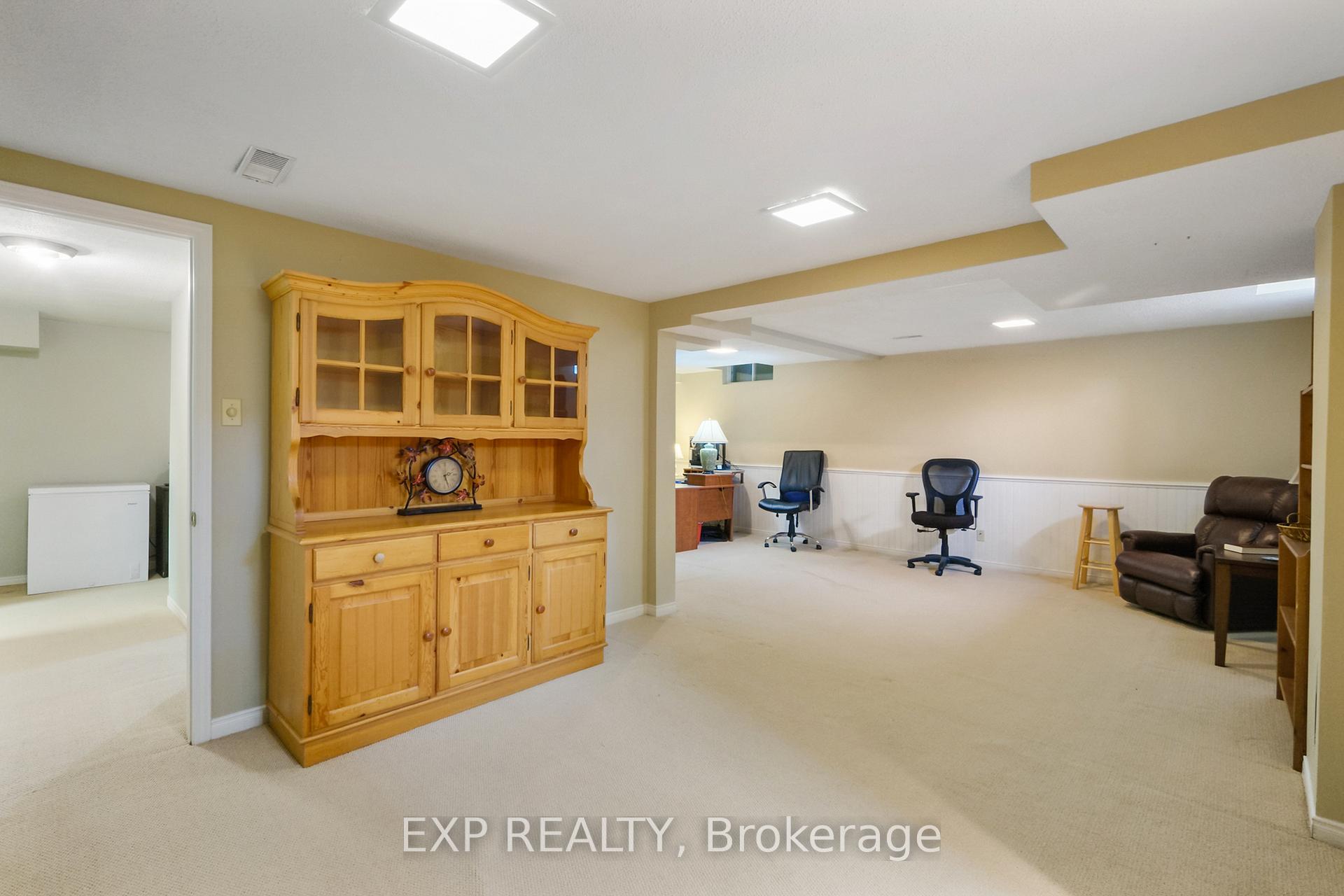 Photo 25 of 6182 Voyageur Drive, Ottawa, Convent Glen — HOMEH
