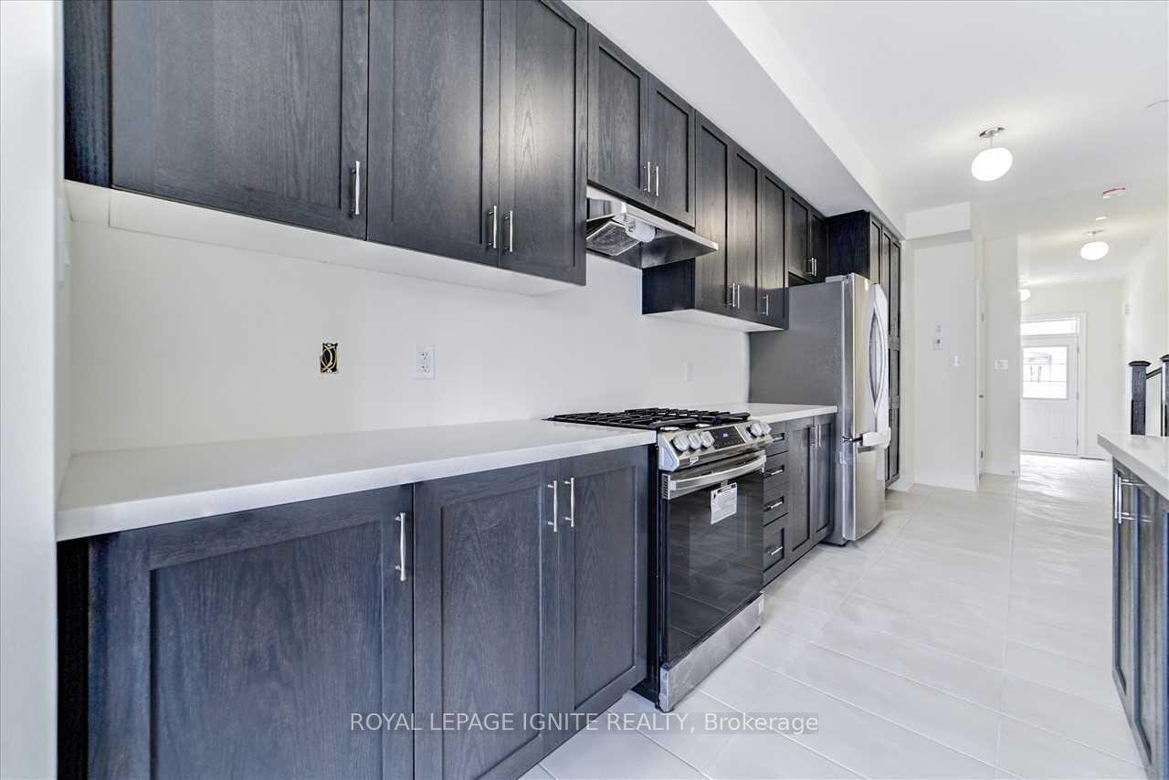 Photo 4 of 66 Erintol Way, Markham, Cedarwood — HOMEH