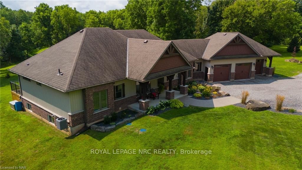 Photo 1 of 1161 Effingham St, Pelham, Fonthill — HOMEH