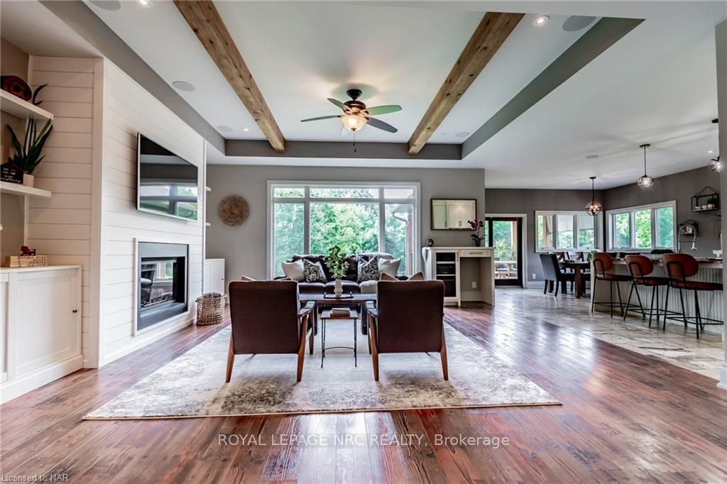 Photo 5 of 1161 Effingham St, Pelham, Fonthill — HOMEH