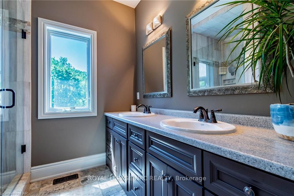Photo 20 of 1161 Effingham St, Pelham, Fonthill — HOMEH