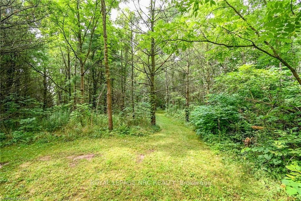Photo 44 of 1161 Effingham St, Pelham, Fonthill — HOMEH