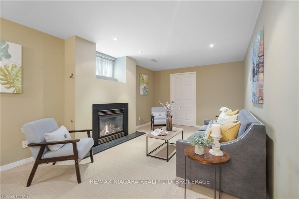 Photo 34 of 3 Townsend Circle, Pelham, Fonthill — HOMEH