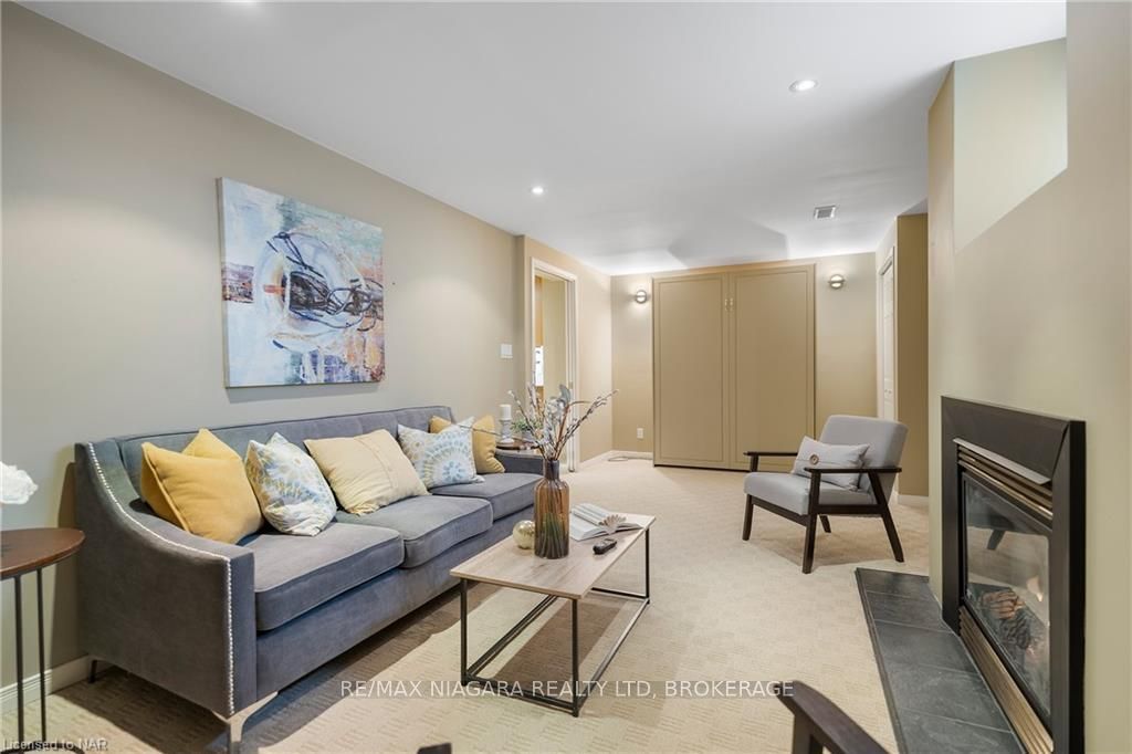 Photo 35 of 3 Townsend Circle, Pelham, Fonthill — HOMEH