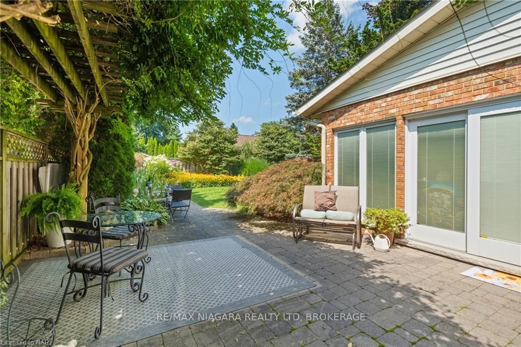 Photo 39 of 3 Townsend Circle, Pelham, Fonthill — HOMEH
