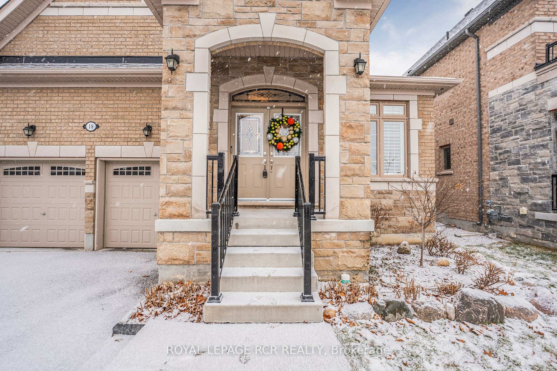 Photo 3 of 18 Dowling Road, New Tecumseth, Alliston — HOMEH