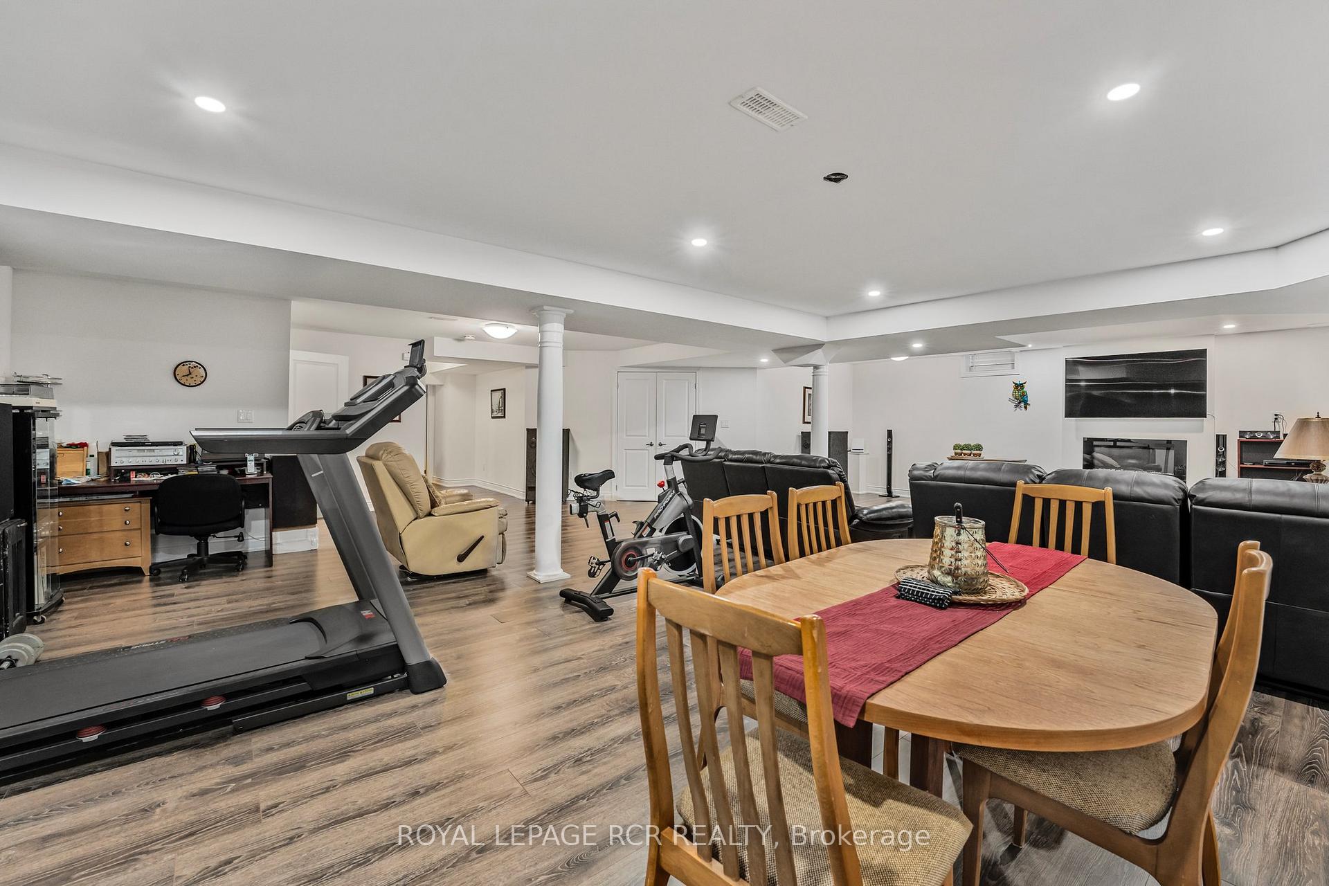 Photo 29 of 18 Dowling Road, New Tecumseth, Alliston — HOMEH