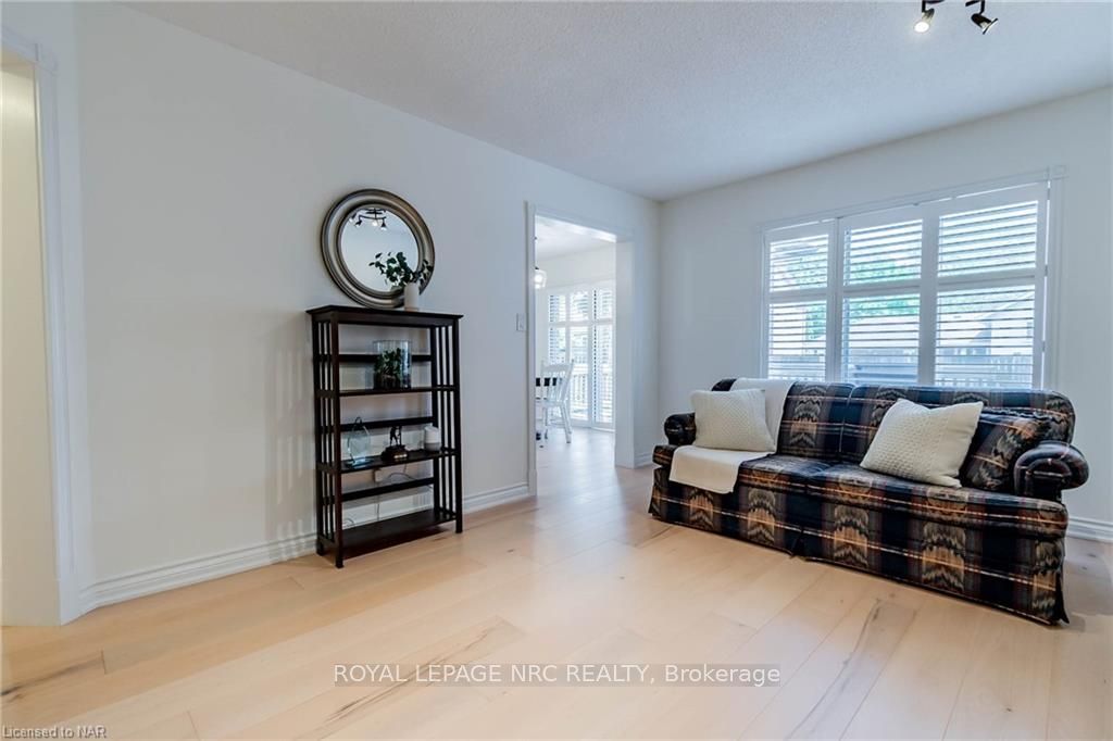 Photo 17 of 7 Nursery Lane, Pelham, Fonthill — HOMEH