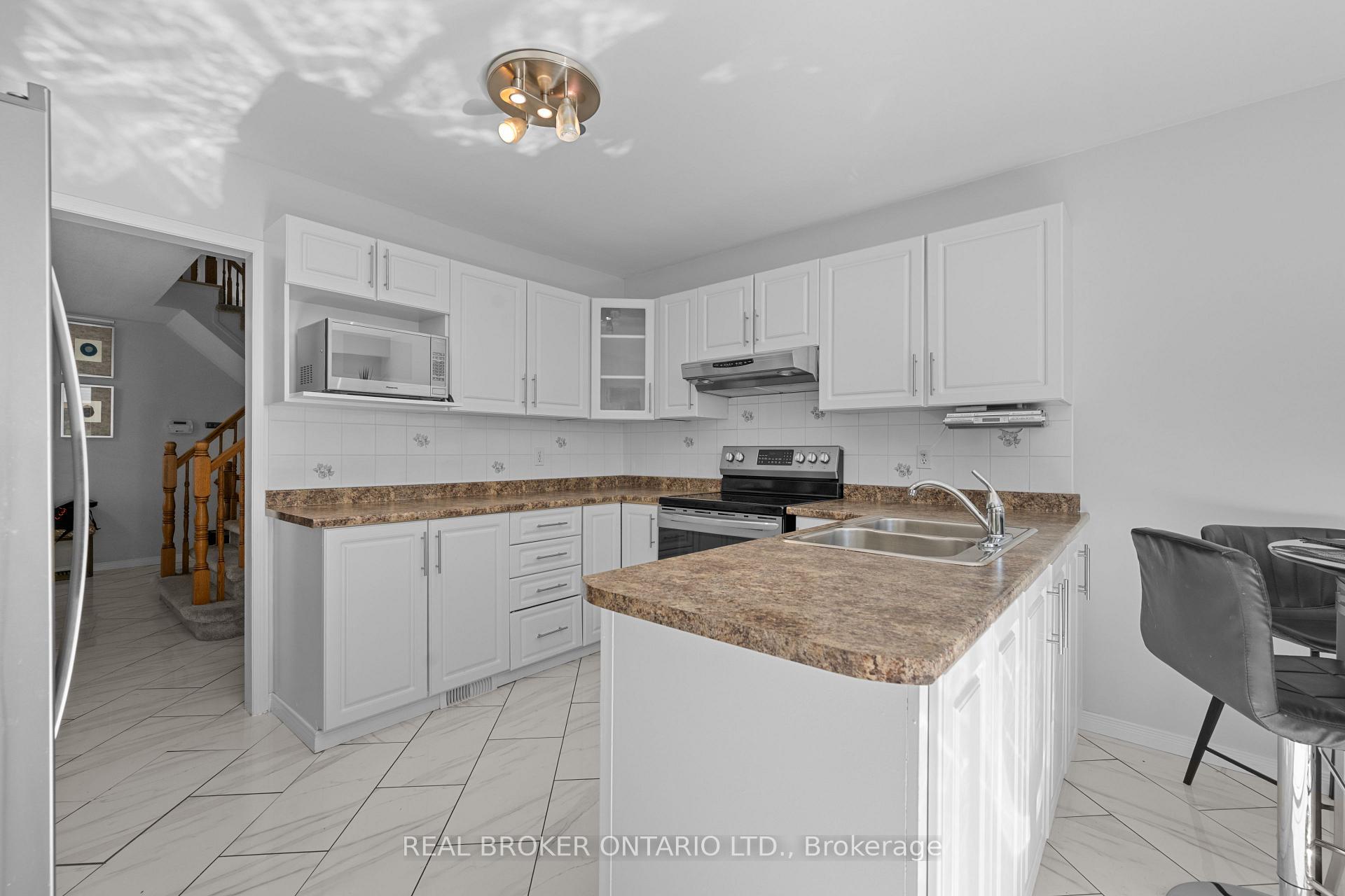 Photo 12 of 618 Tourelle Drive, Ottawa, Fallingbrook/Gardenway South — HOMEH