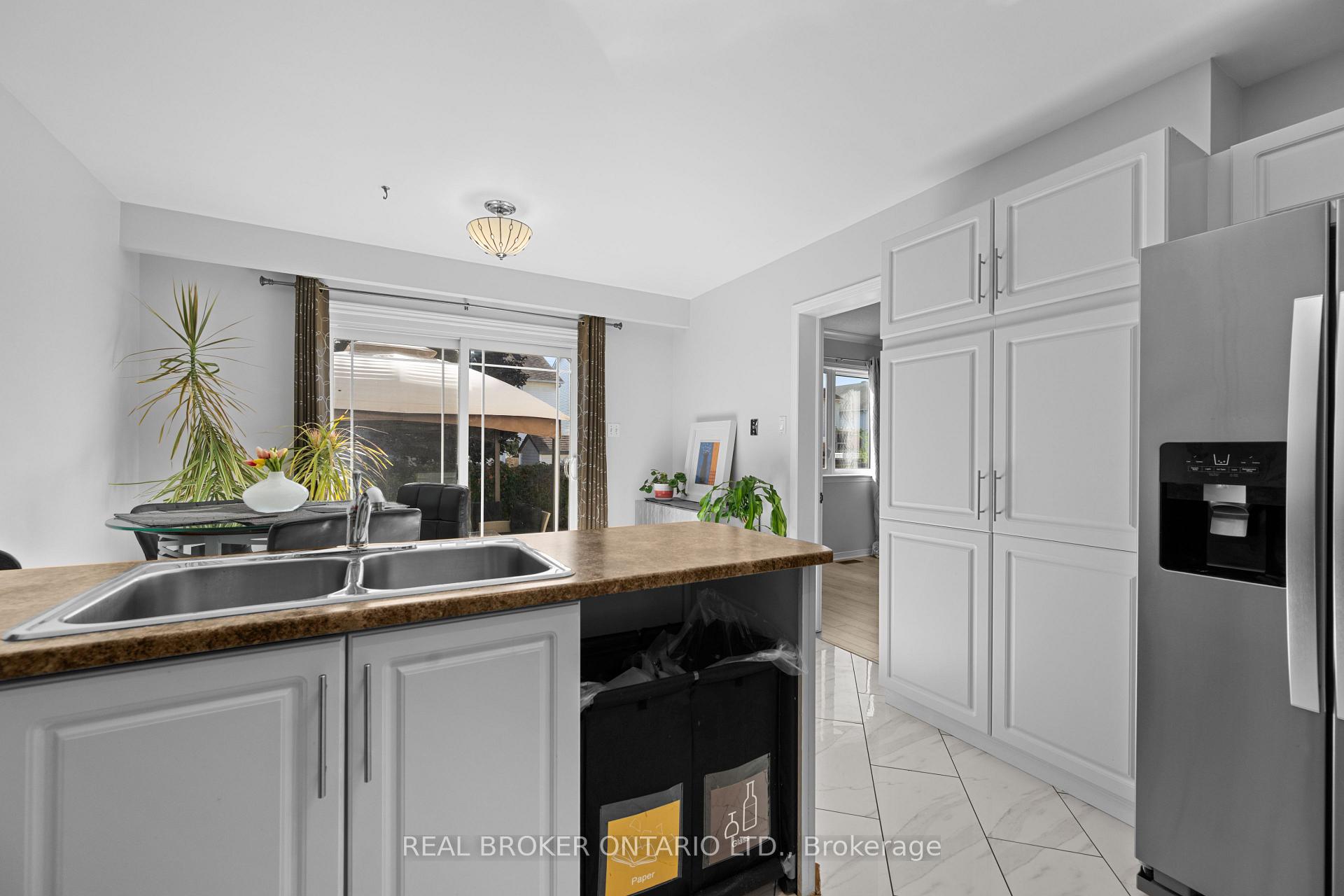 Photo 15 of 618 Tourelle Drive, Ottawa, Fallingbrook/Gardenway South — HOMEH