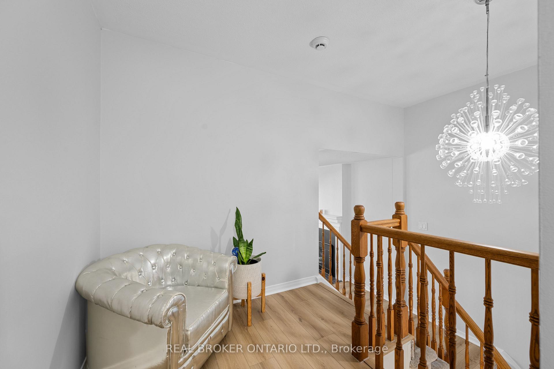 Photo 20 of 618 Tourelle Drive, Ottawa, Fallingbrook/Gardenway South — HOMEH