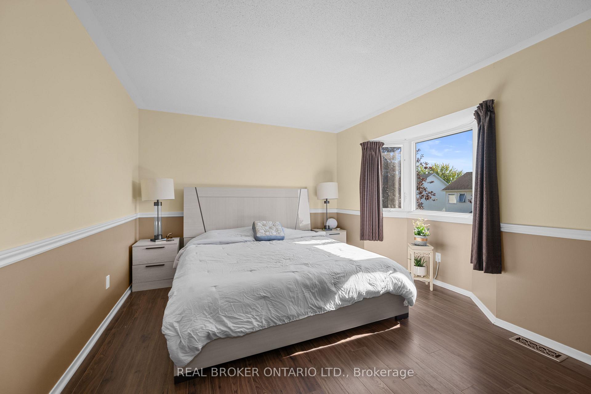 Photo 21 of 618 Tourelle Drive, Ottawa, Fallingbrook/Gardenway South — HOMEH