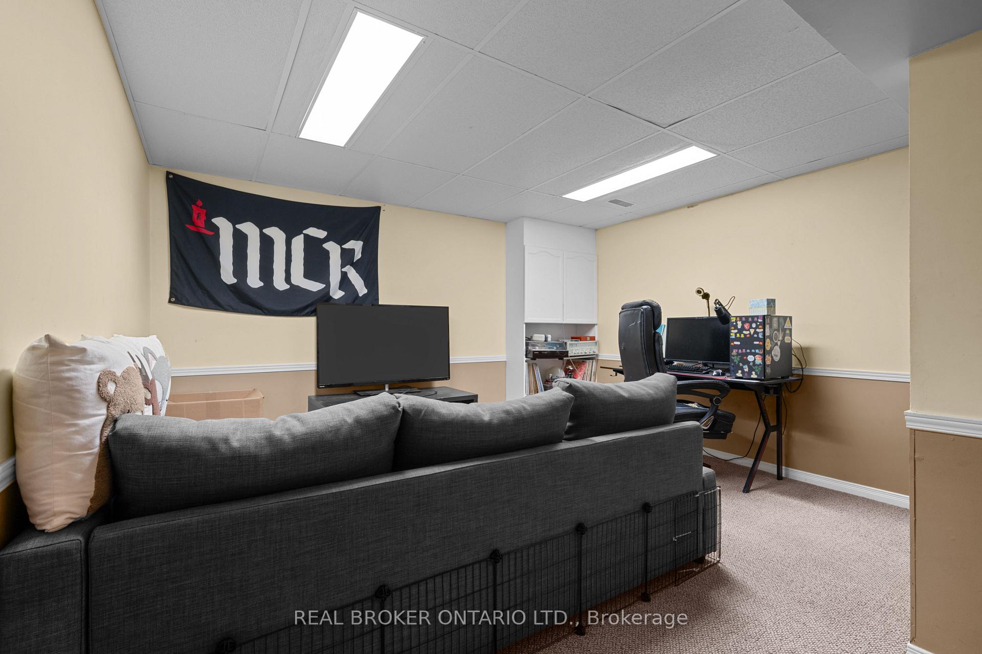 Photo 31 of 618 Tourelle Drive, Ottawa, Fallingbrook/Gardenway South — HOMEH