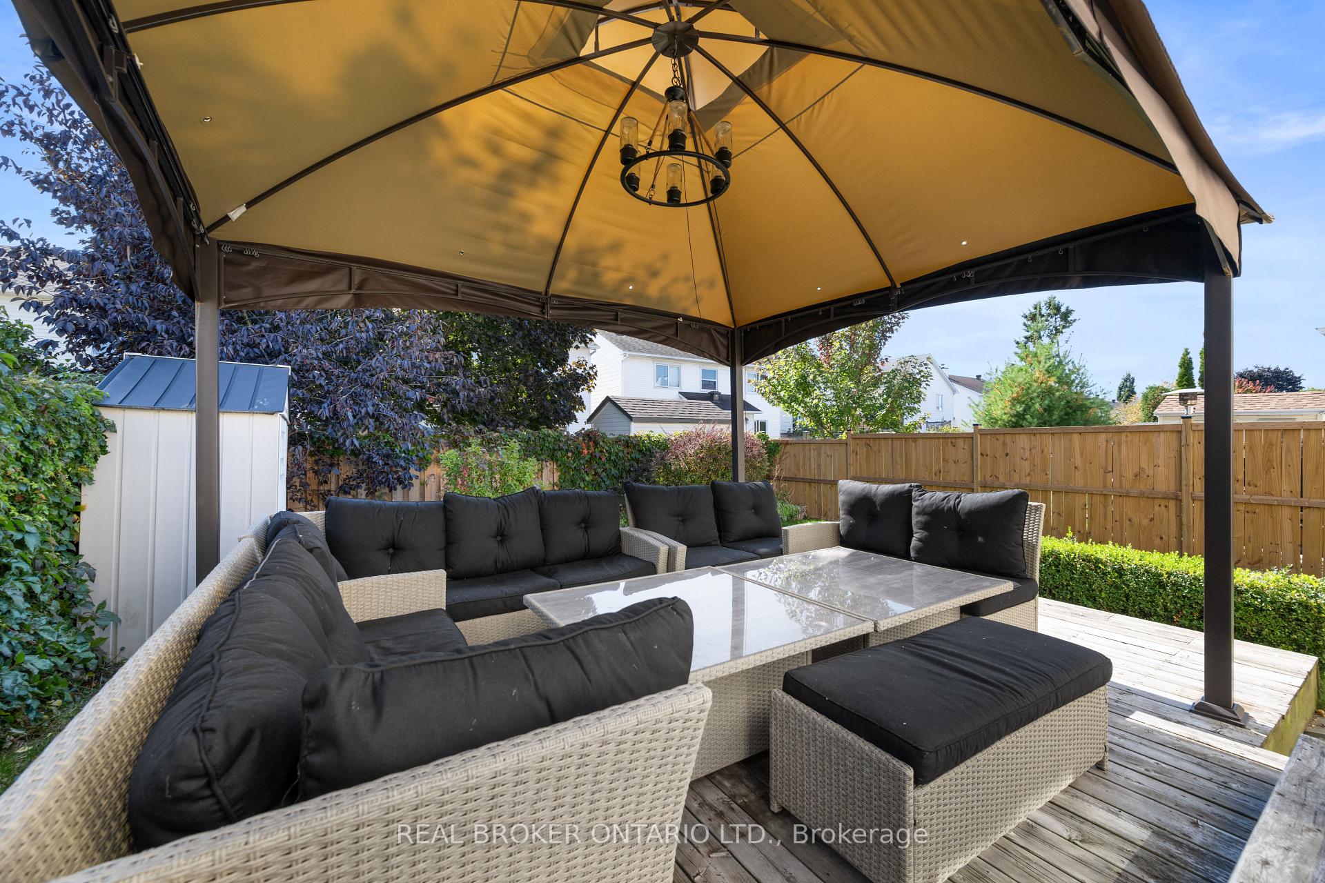 Photo 37 of 618 Tourelle Drive, Ottawa, Fallingbrook/Gardenway South — HOMEH