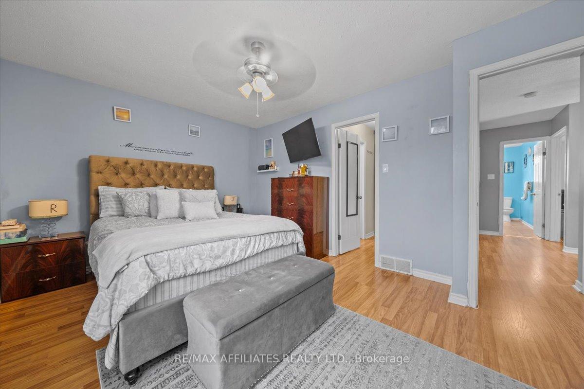 Photo 26 of 300 Sylvie Terrace, Ottawa, Bilberry Creek/Queenswood Heights — HOMEH