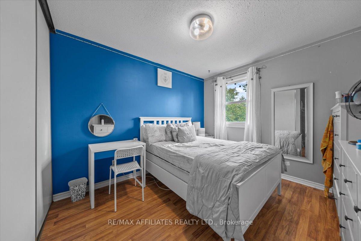 Photo 28 of 300 Sylvie Terrace, Ottawa, Bilberry Creek/Queenswood Heights — HOMEH