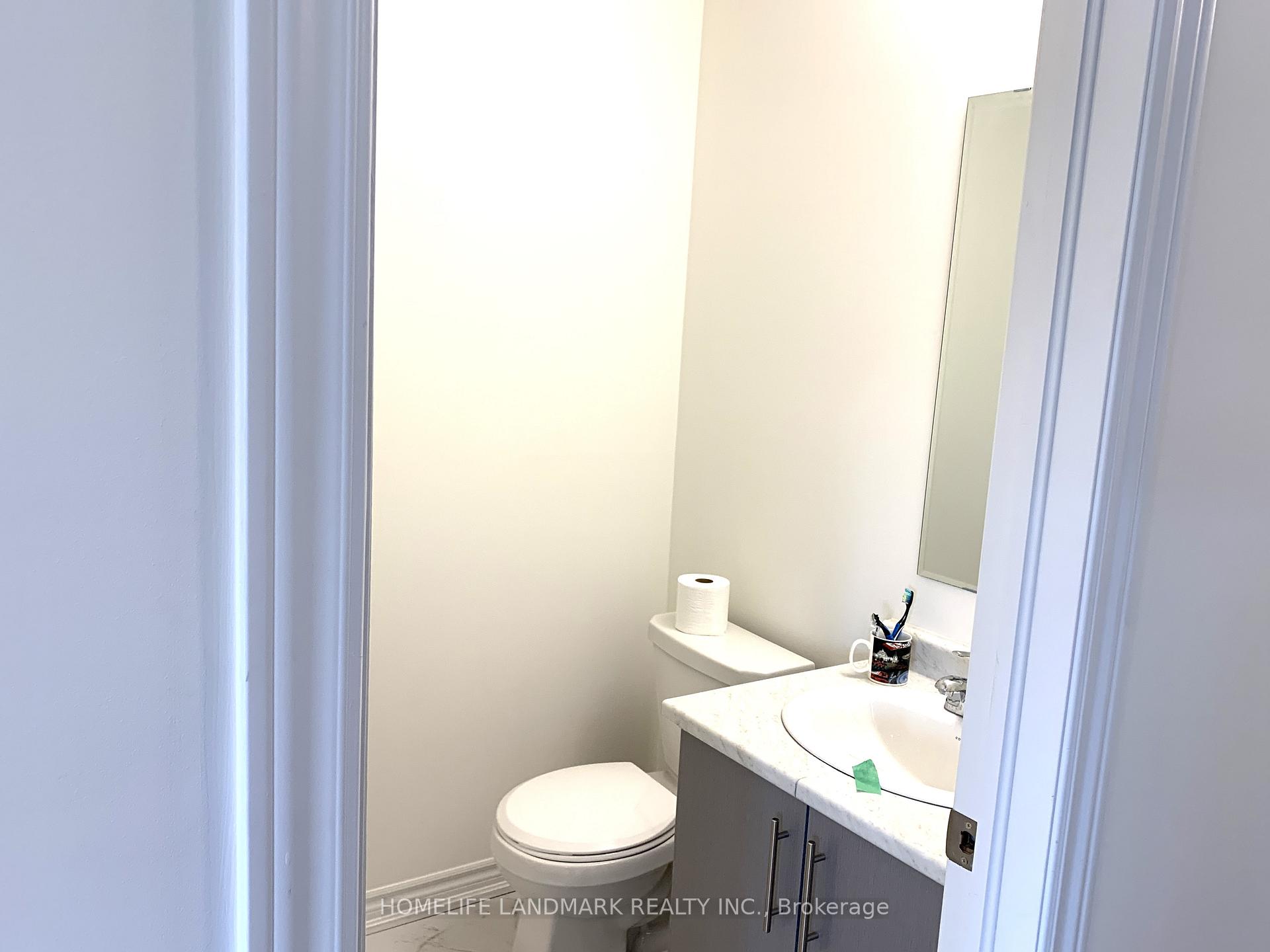 Photo 8 of 62 Imperial College Lane, Markham, Wismer — HOMEH