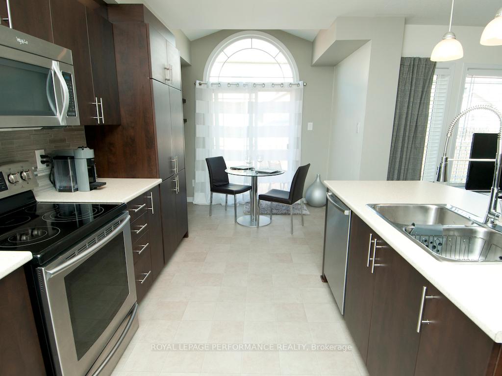 Photo 9 of 309 Travis Street, Ottawa, Mer Bleue/Bradley Estates/Anderson Park — HOMEH