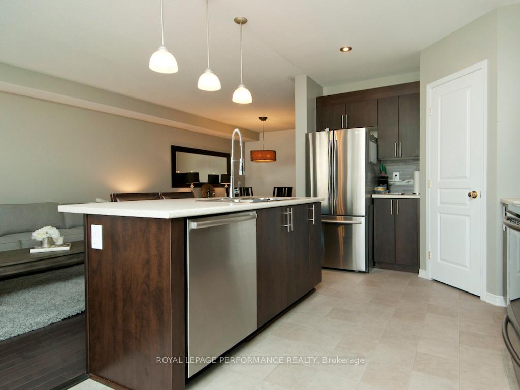 Photo 11 of 309 Travis Street, Ottawa, Mer Bleue/Bradley Estates/Anderson Park — HOMEH