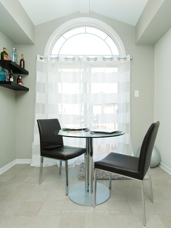 Photo 12 of 309 Travis Street, Ottawa, Mer Bleue/Bradley Estates/Anderson Park — HOMEH
