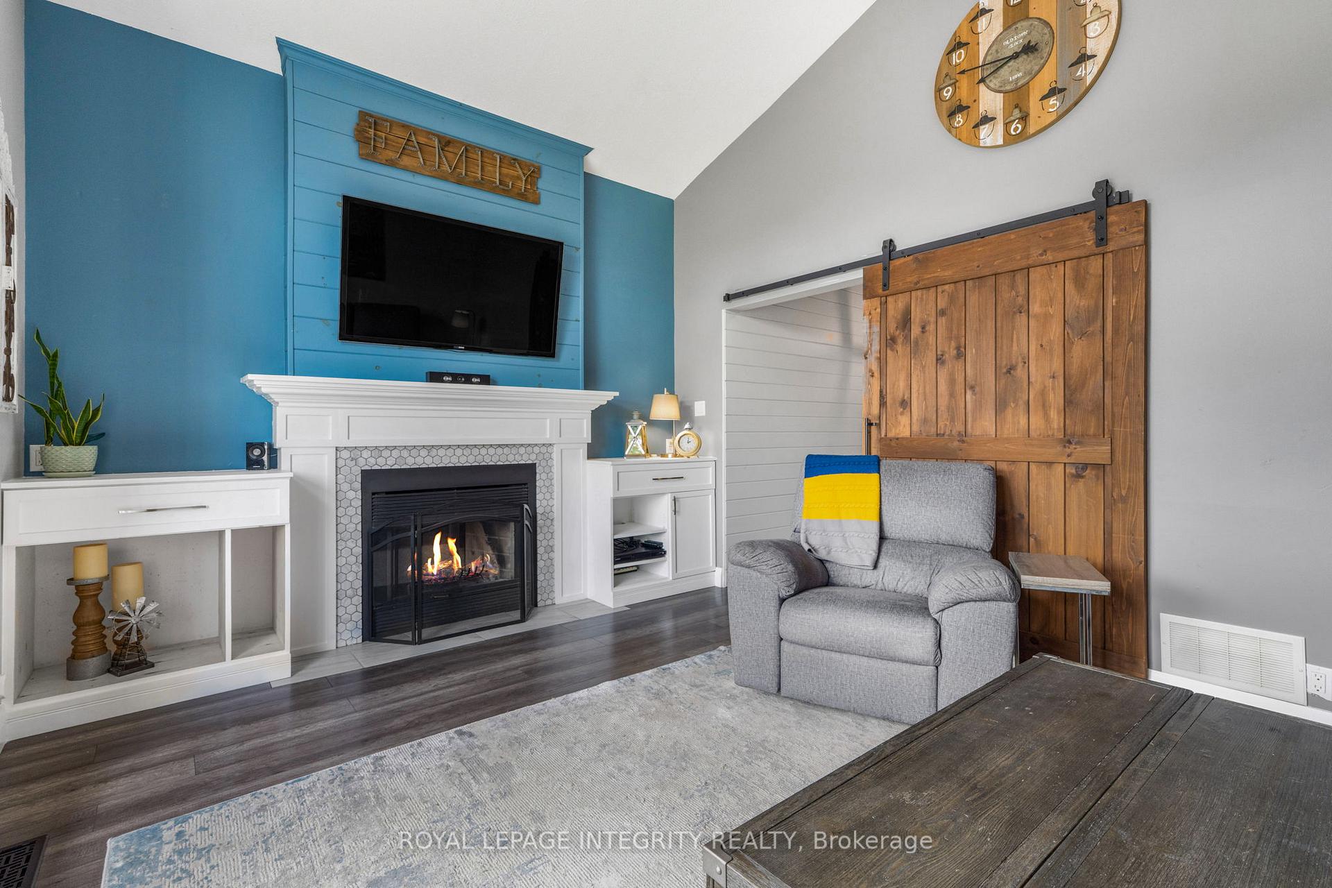 Photo 21 of 589 Pocono Crescent, Ottawa, Fallingbrook/Gardenway South — HOMEH