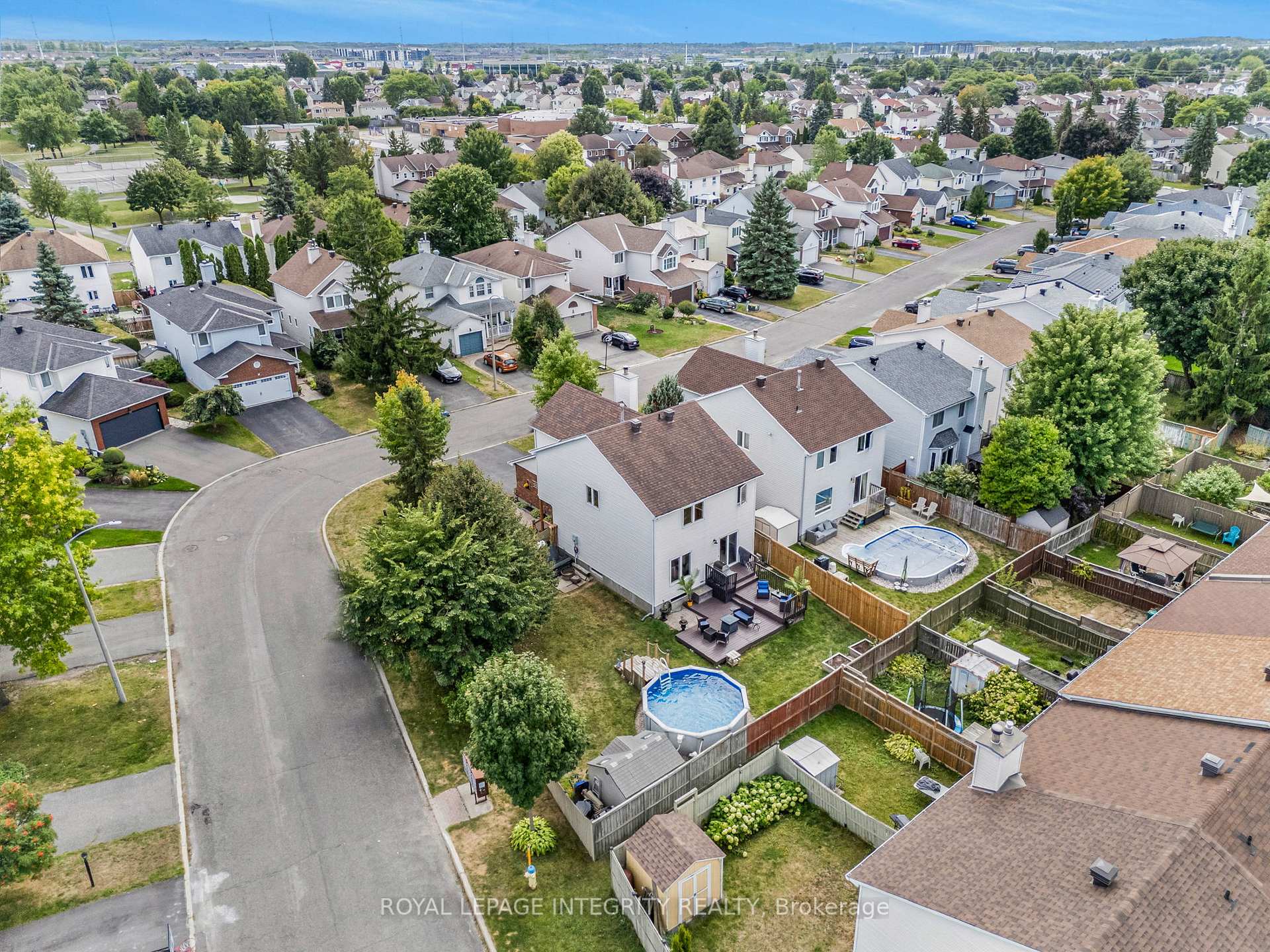 Photo 36 of 589 Pocono Crescent, Ottawa, Fallingbrook/Gardenway South — HOMEH